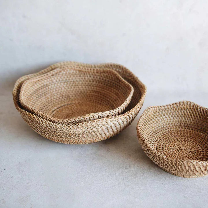 IGNITE TRADERS - Rhode Rattan Scalloped Basket